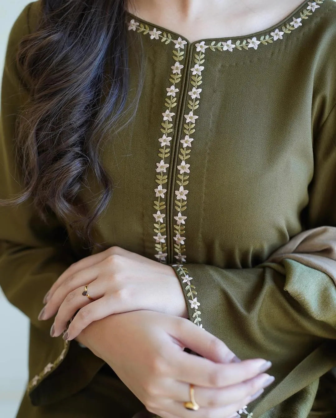 3Pcs Women's Unstitched Embriodered Suit