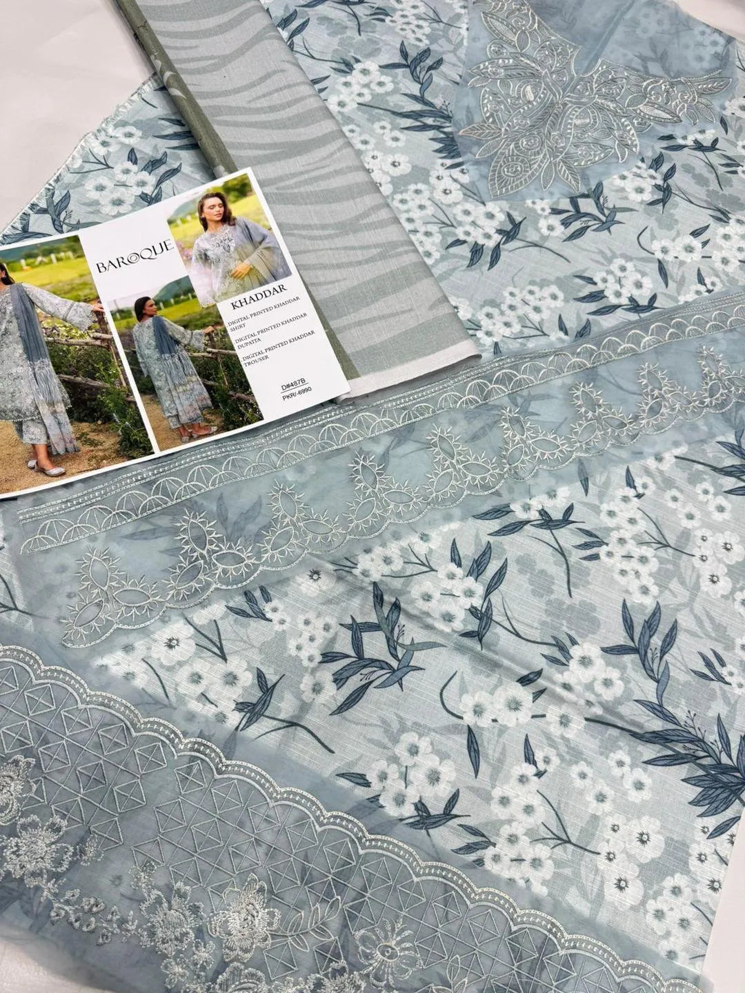 3Pcs Women's Unstitched Digital Print Suit