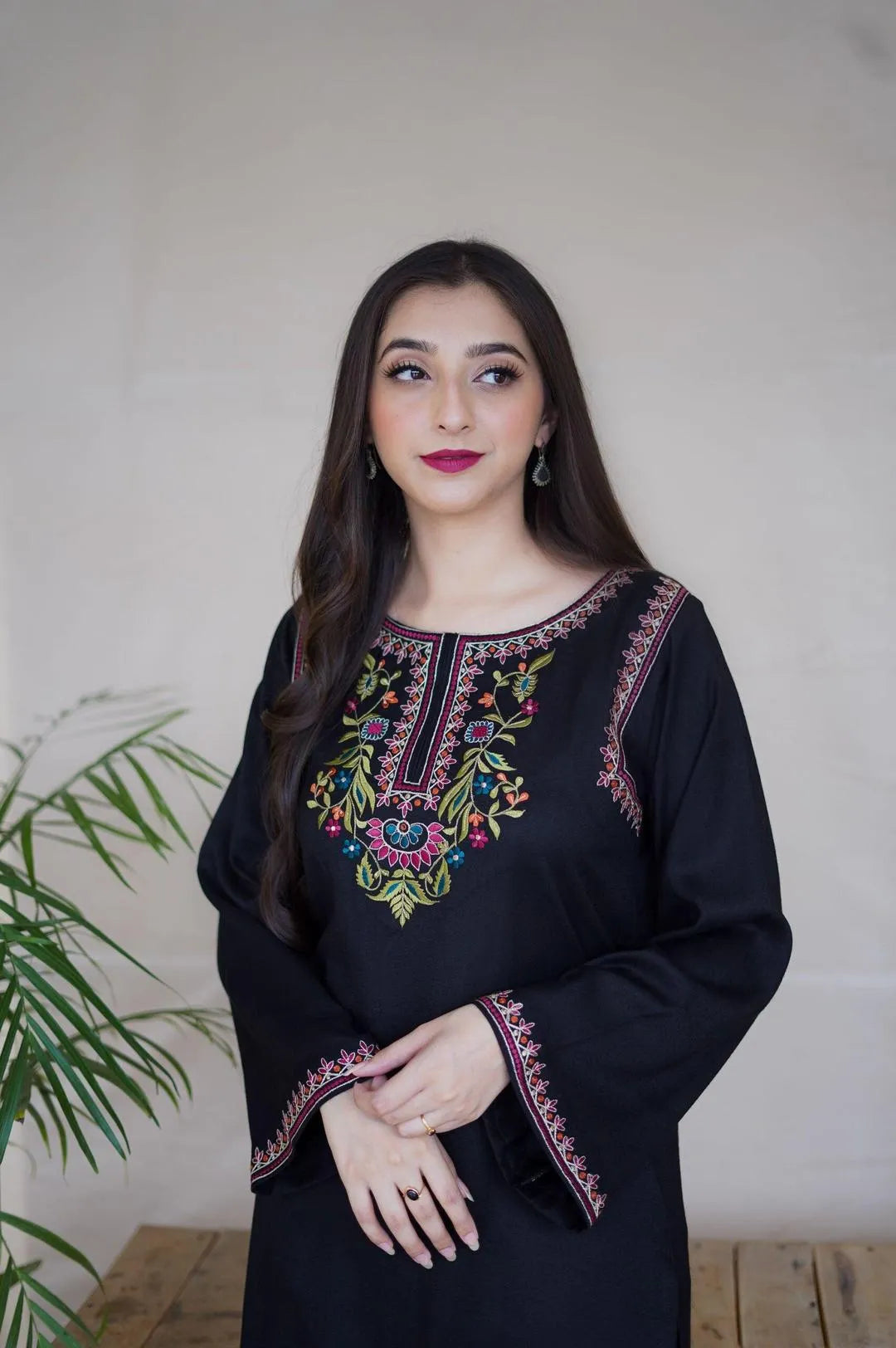 3Pcs Women's Unstitched Embriodered Suit