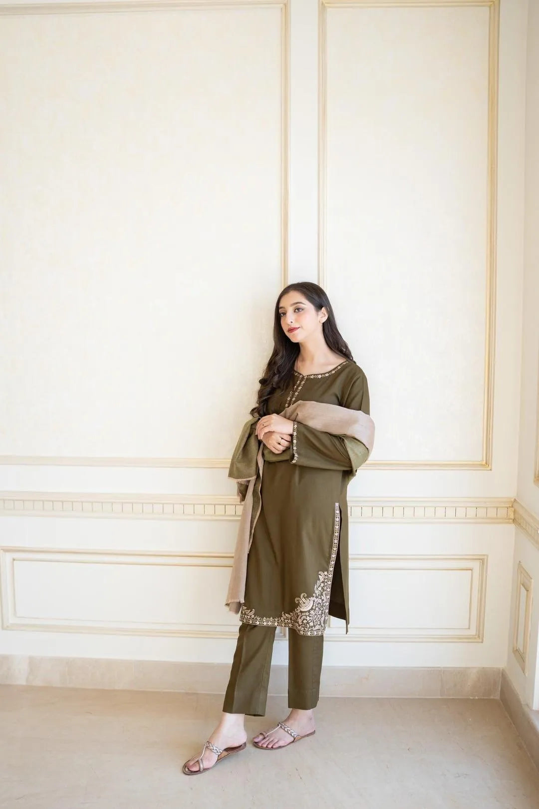 3Pcs Women's Unstitched Embriodered Suit