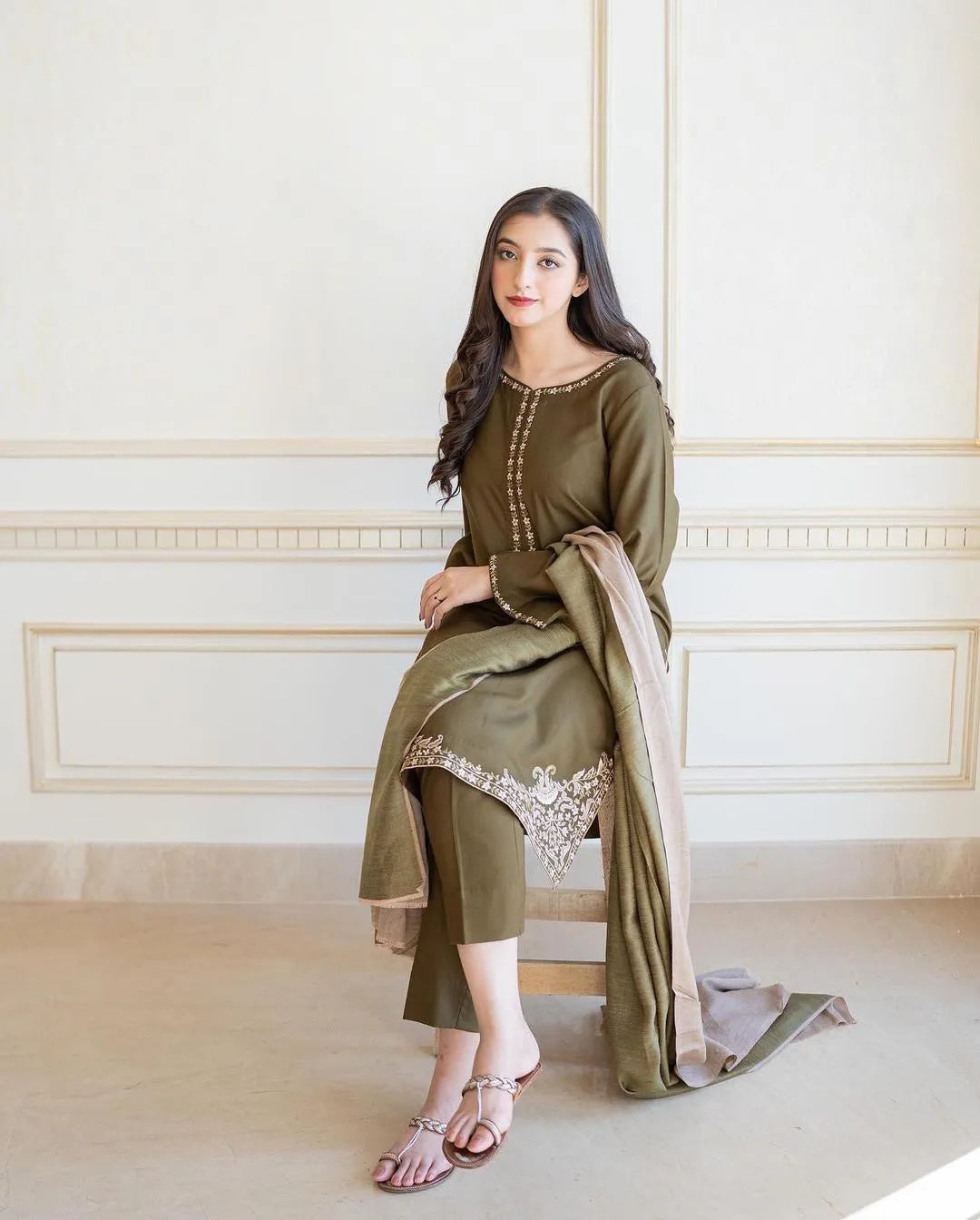 3Pcs Women's Unstitched Embriodered Suit