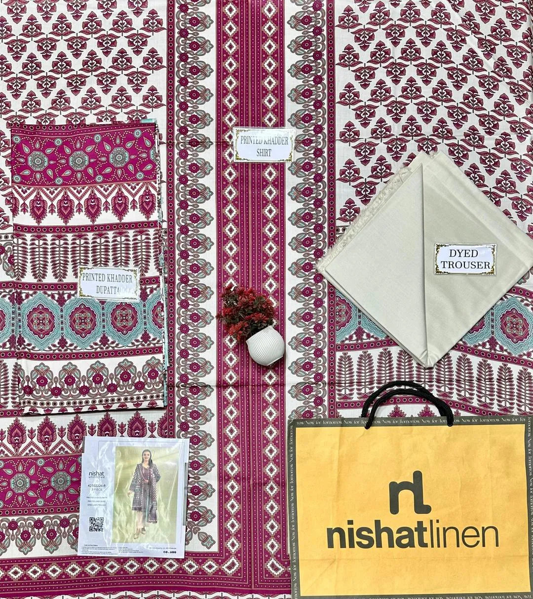 3Pcs Women's Unstitched Digital Print Suit