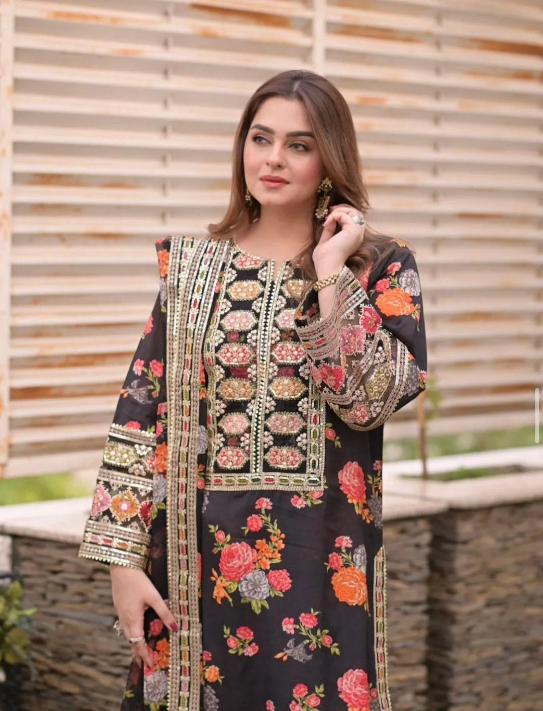 3pcs Unstitched Women's Printed Suit