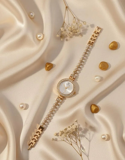 Stylish Women's Quartz Watch with chain strap