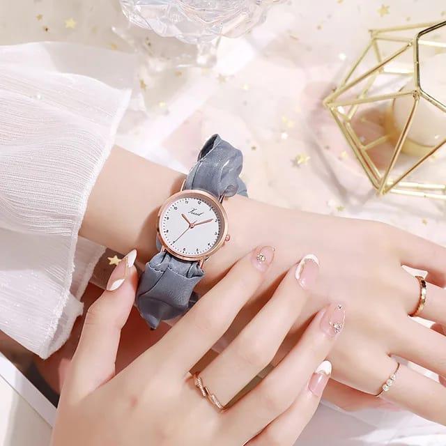 Stylish Women's Quartz Watch-1Pc Water  Resistant Time Piece